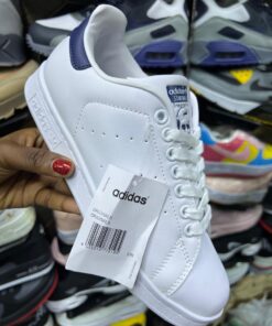 quality casual sneakers