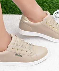 quality ladies casual sneakers