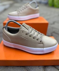 quality casual sneakers