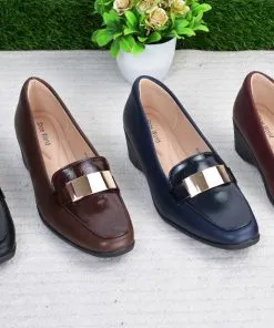 Alternative view of Original leather wedge shoes