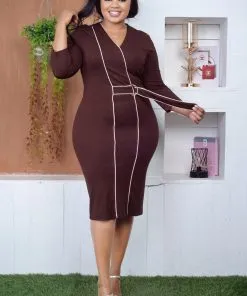 Alternative view of Quality midi length stretchy dress